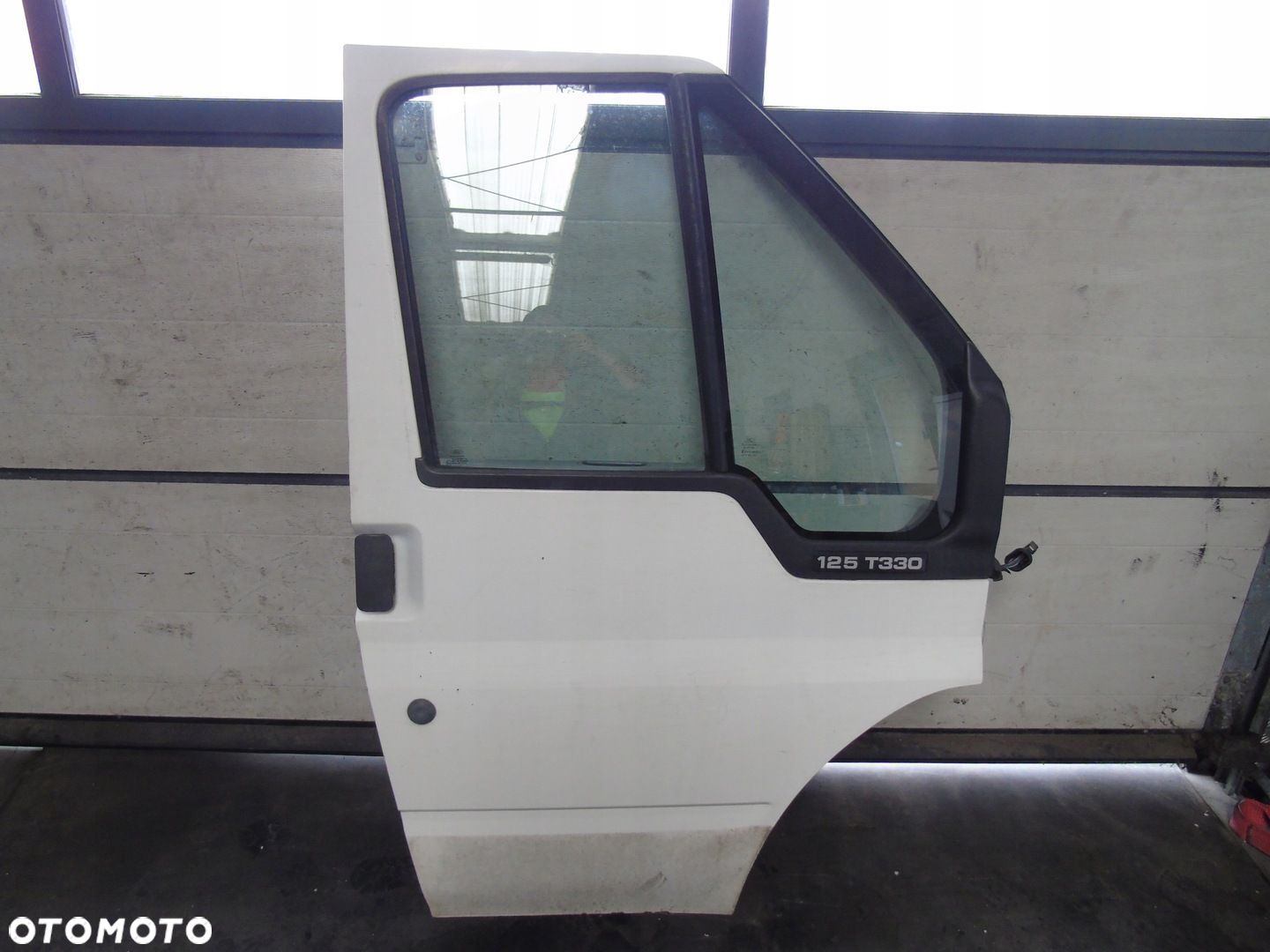 DRZWI PRAWY PRZÓD FORD TRANSIT T330 - 1