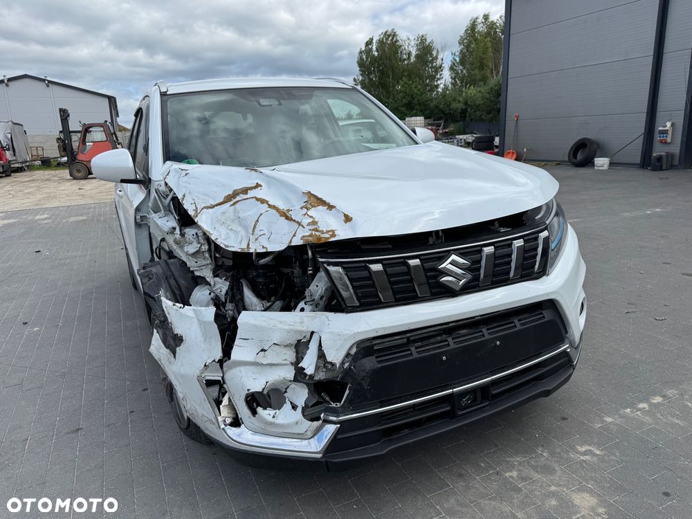 Suzuki Vitara 1.4 Boosterjet Hybrid Automatik Comfort - 3
