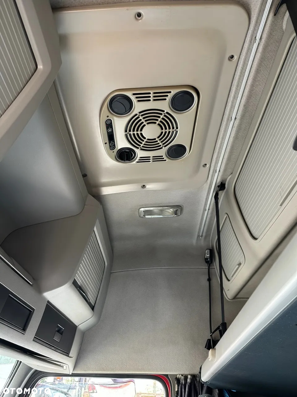 Volvo FH 500 Low Deck - 8