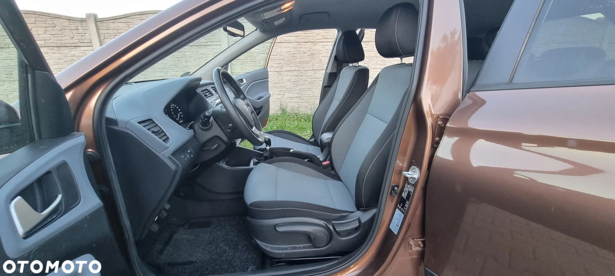 Hyundai i20 - 16