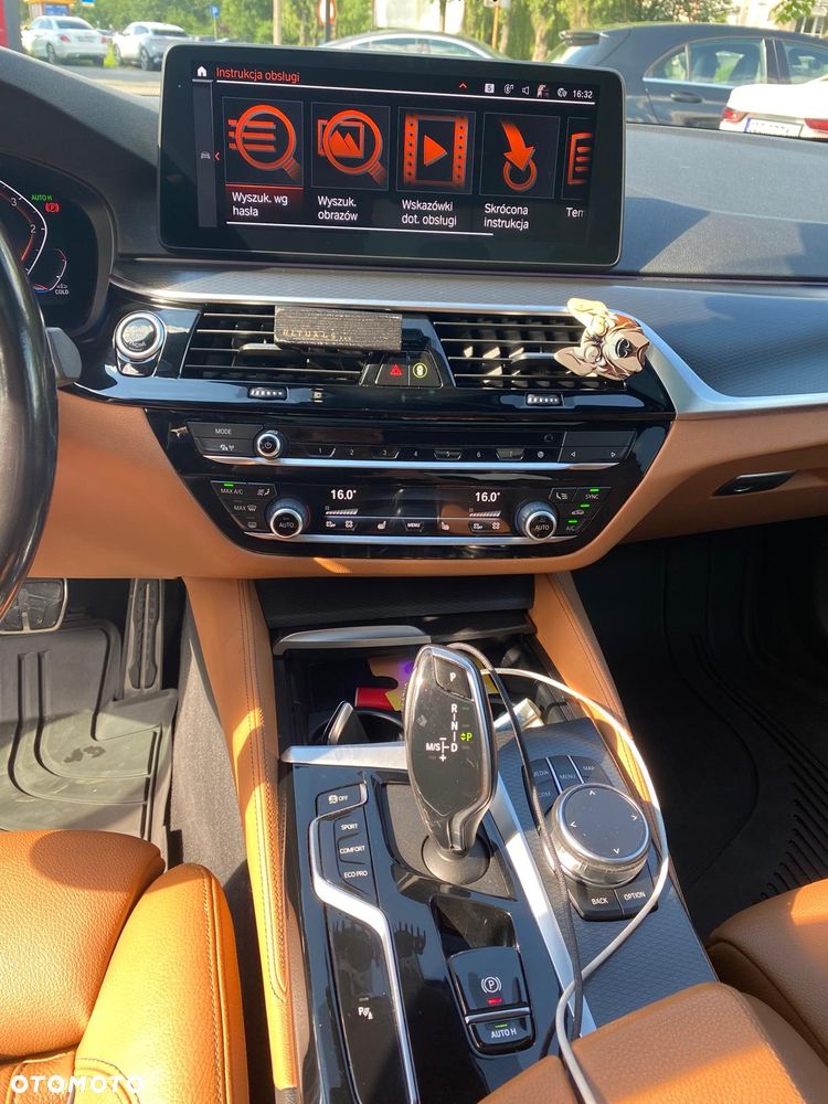 BMW Seria 5 520d xDrive mHEV sport - 7