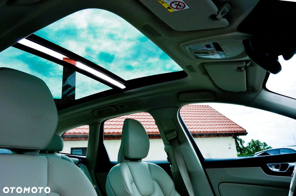 Volvo XC 60 B4 D Geartronic RDesign - 33