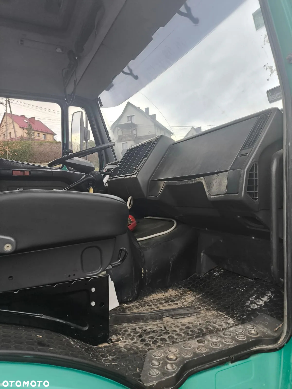Mercedes-Benz SK 1824 - 10