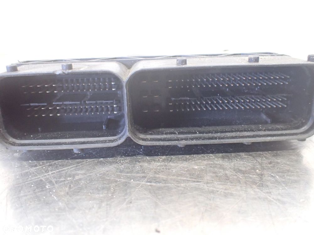 KOMPUTER SILNIKA OPEL VECTRA C LIFT 1.9 CDTI   55201791 - 3