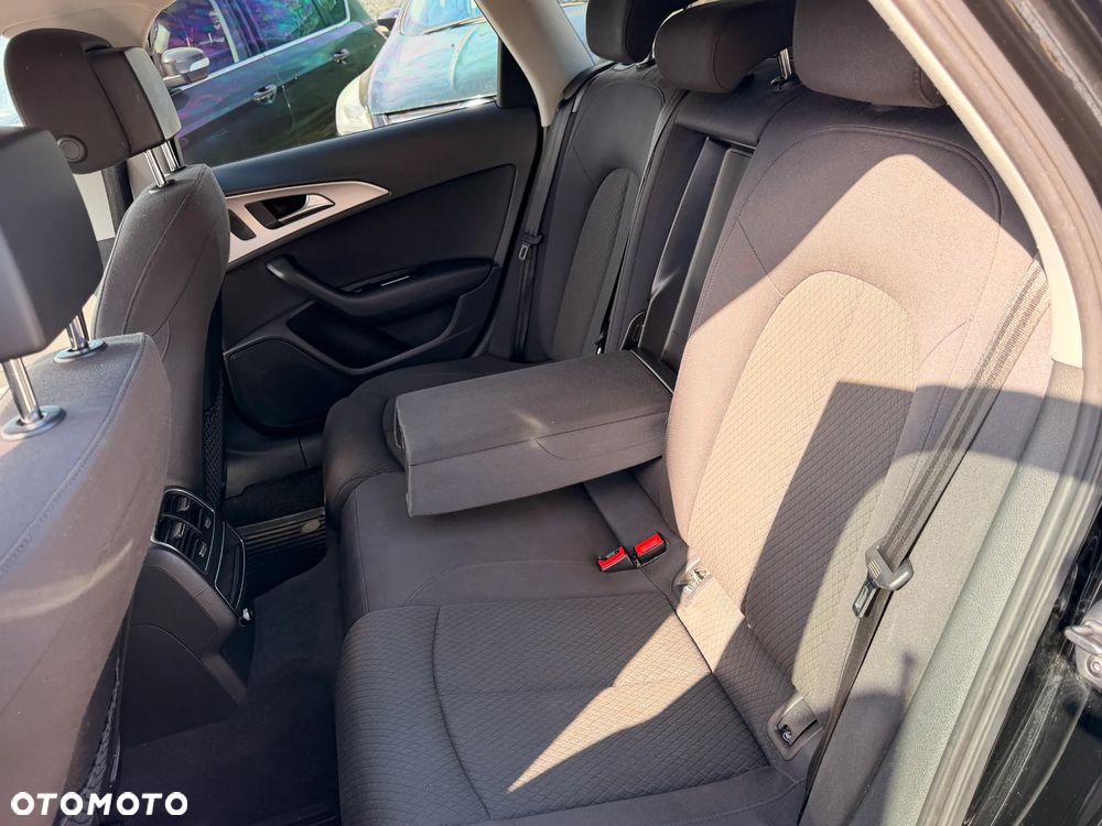 Audi A6 Avant 2.0 TDI Ultra S tronic - 27