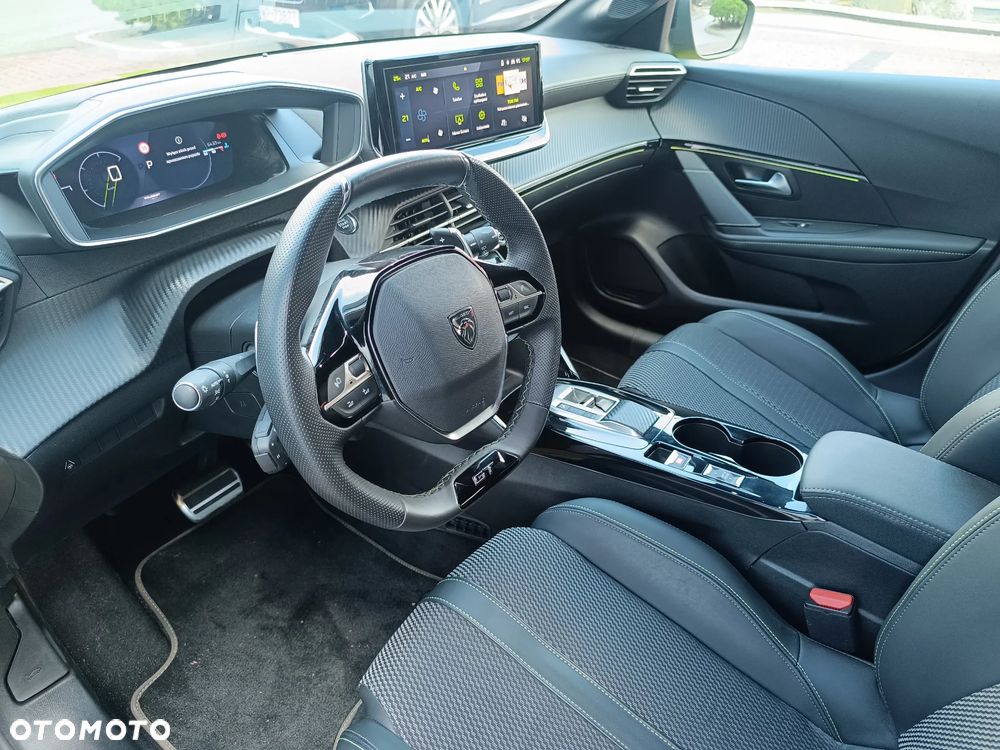 Peugeot 208 - 29