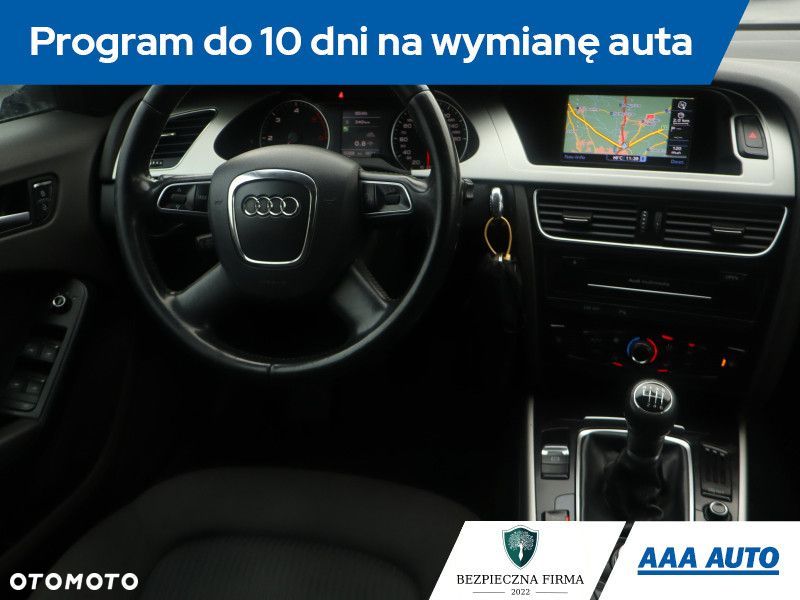 Audi A4 Avant - 9