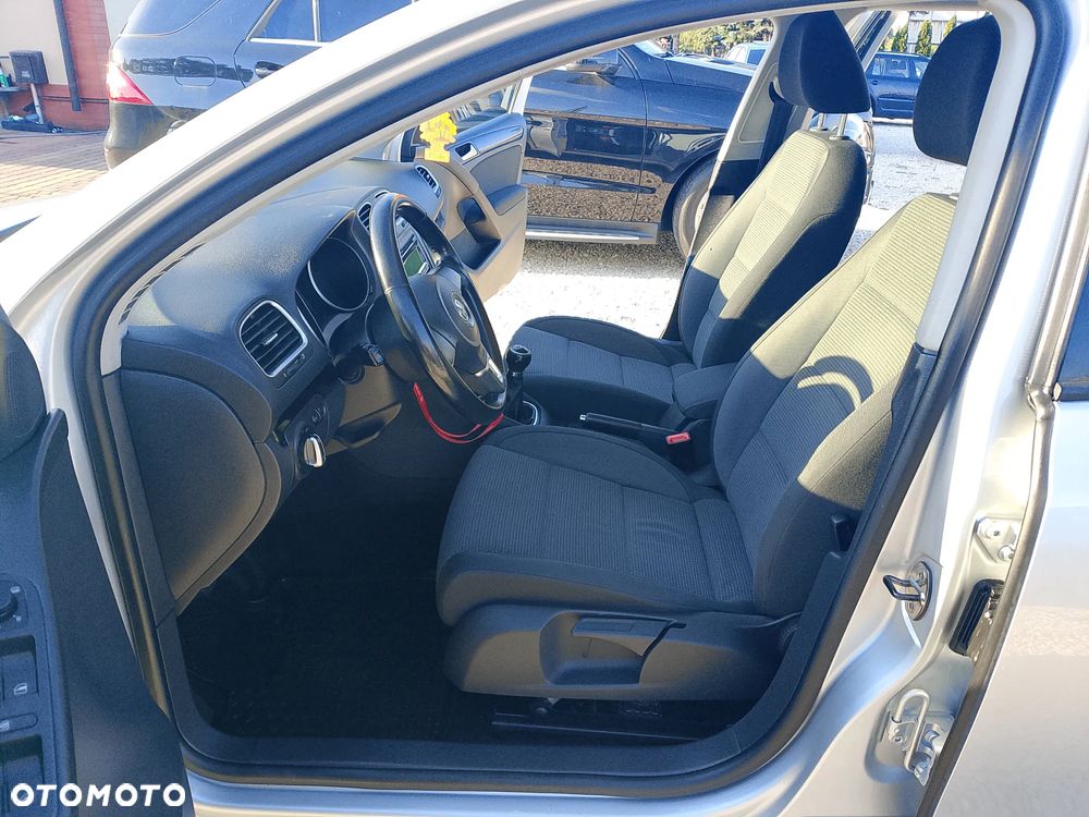 Volkswagen Golf 1.4 TSI BMT Comfortline - 16