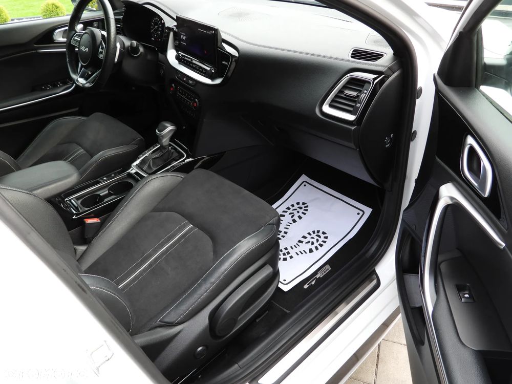 Kia ProCeed 1.5 T-GDI DCT7 OPF GT LINE - 30