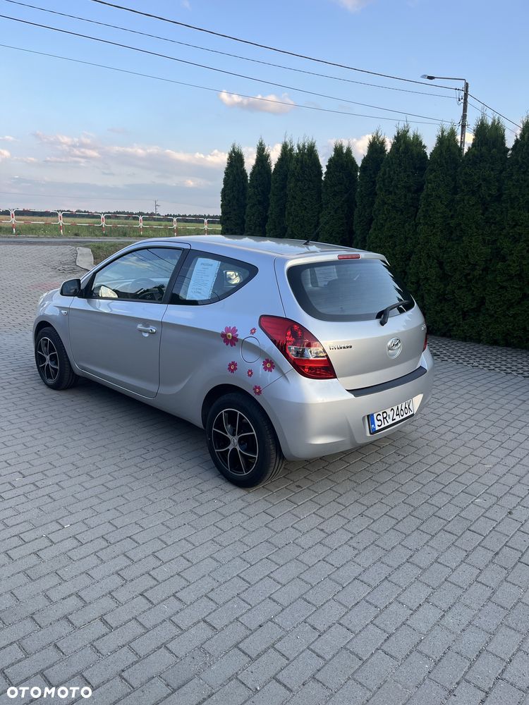 Hyundai i20 - 3
