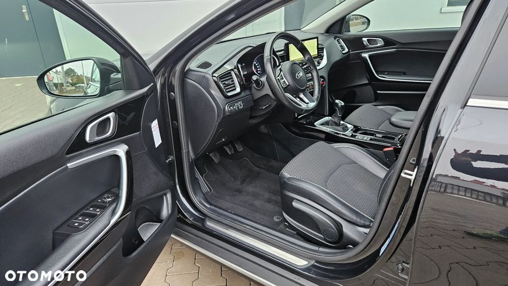 Kia XCeed 1.4 T-GDI L Business Line - 5