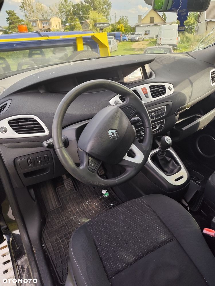 Renault Scenic - 4