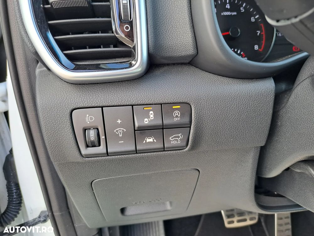 Kia Sportage 1.6 T-GDI 7DCT 4x4 GT Line - 12
