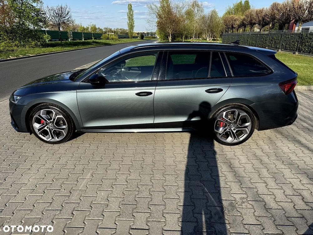 Skoda Octavia 2.0 TDI DSG RS - 11