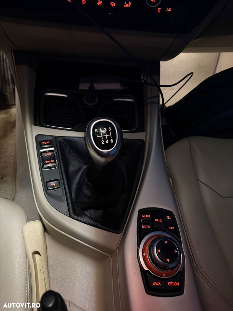 BMW Seria 1 120d - 7