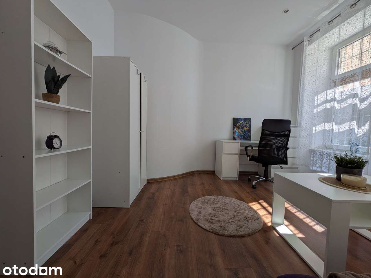 Kawalerka w samym centrum, Cybulskiego 8