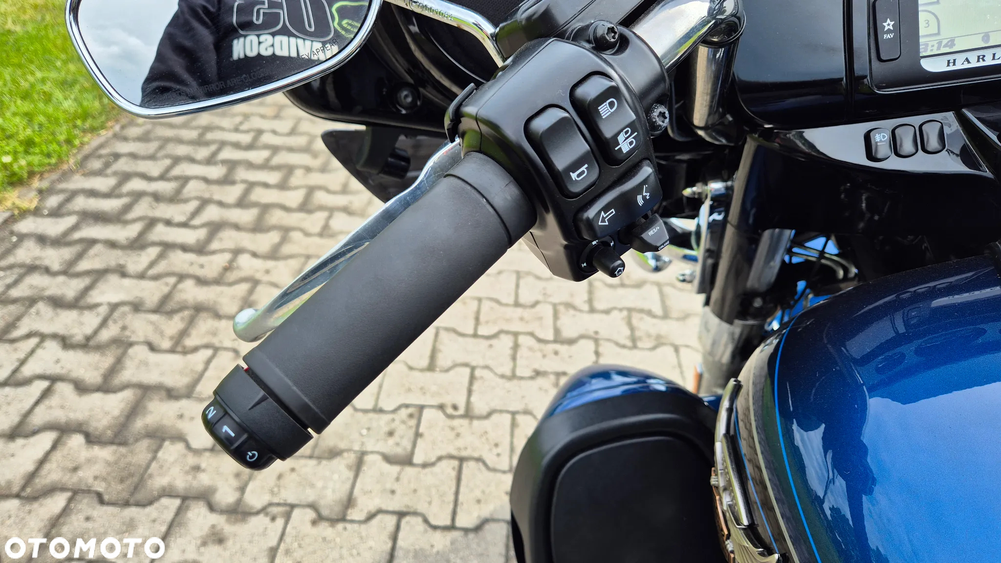 Harley-Davidson FLHTCU Ultra - 17
