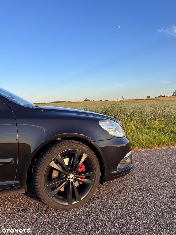 Skoda Octavia 2.0 TDI DPF RS DSG - 15