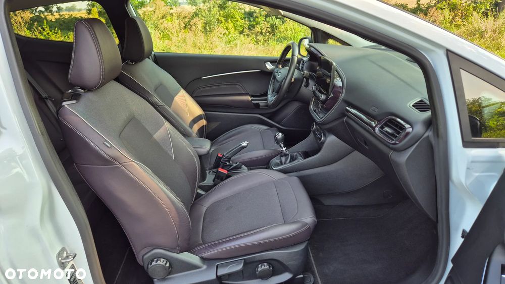 Ford Fiesta - 18