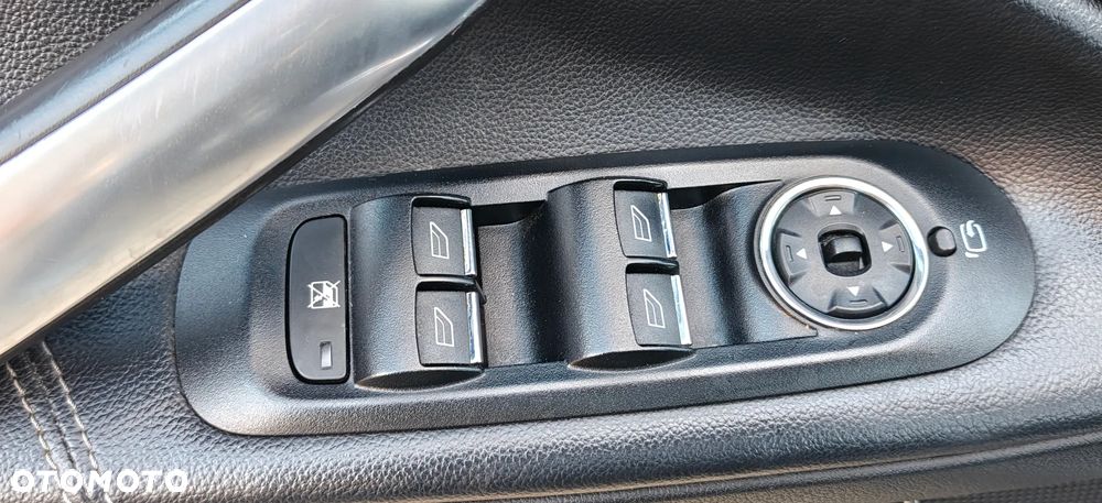 Ford Mondeo 2.0 Platinium X - 25