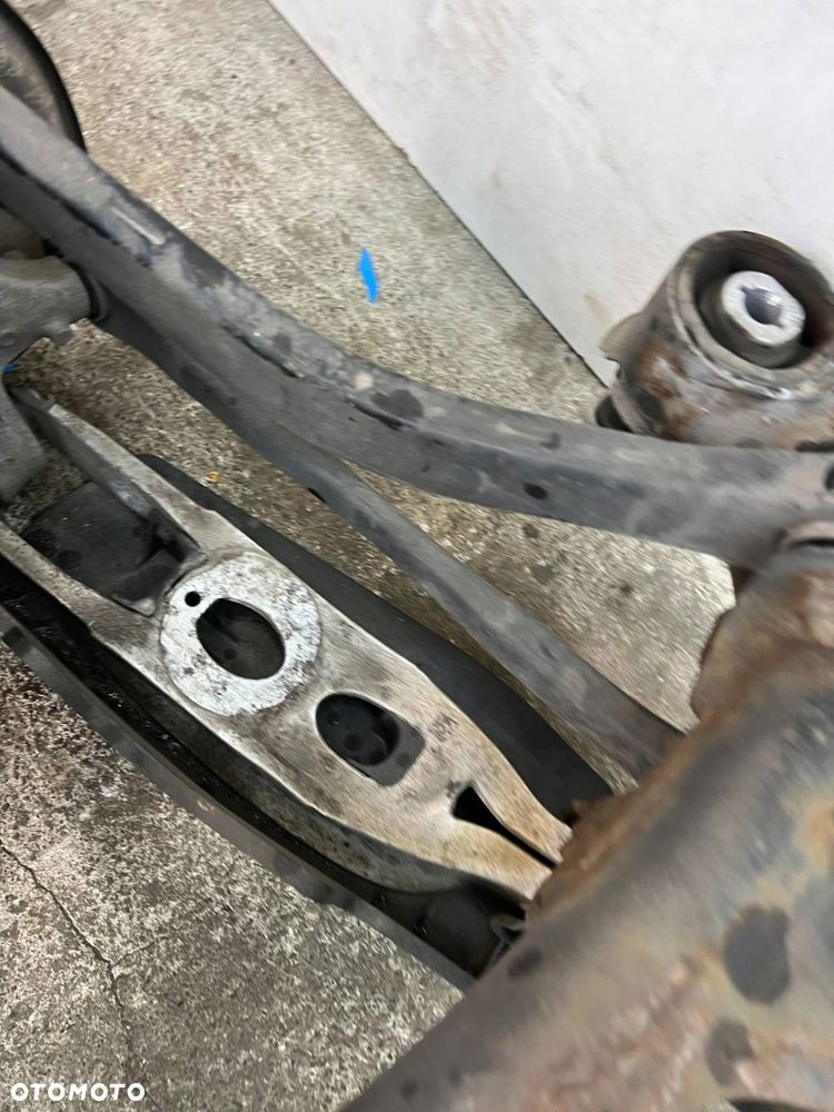 Zawieszenie tylne kompletne Audi A4 S4 B9 - 12