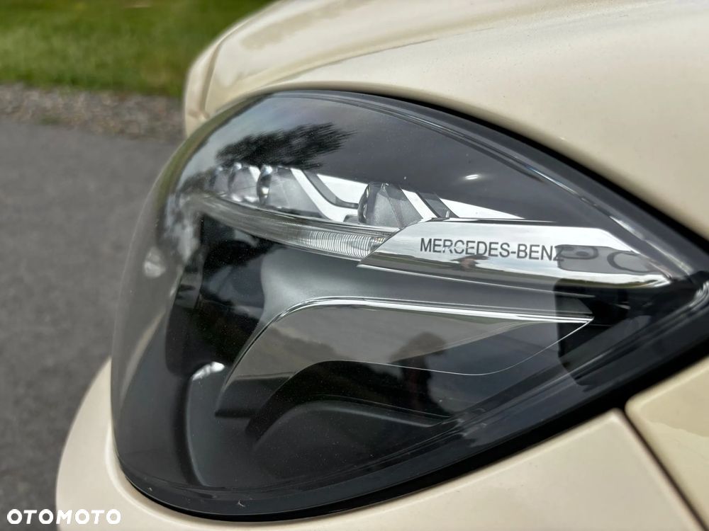 Mercedes-Benz Klasa E 220 BlueTEC 4Matic 7G-TRONIC Avantgarde - 4