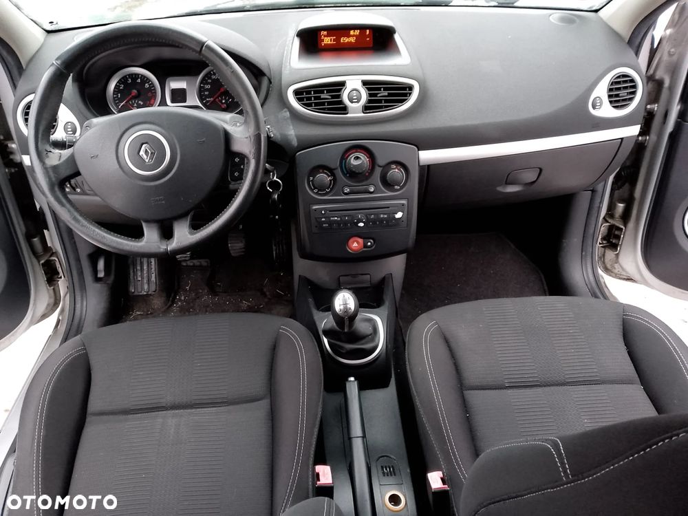 Renault Clio 1.2 16V TCE Edition Dynamique - 4