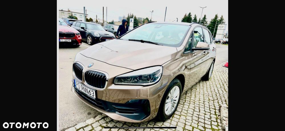 BMW Seria 2 218i - 8