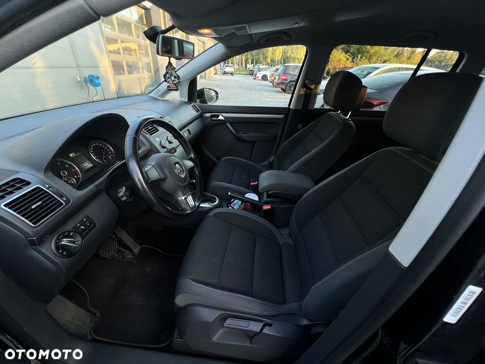 Volkswagen Touran 1.4 TSI DSG Highline - 22