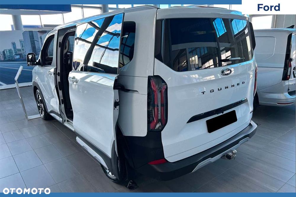 Ford Tourneo Custom - 4