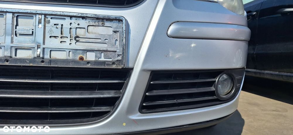 VW Polo 9N Lift 05- Zderzak Przód Przedni Kod Lakieru LA7W - 18