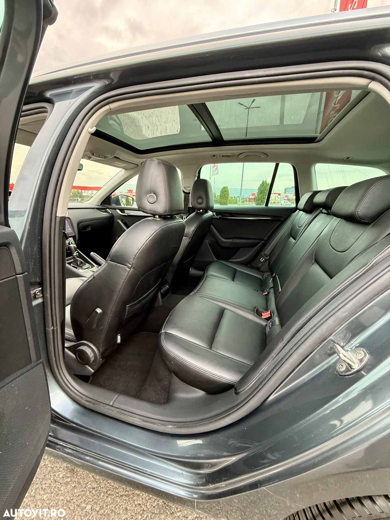 Skoda Octavia Combi 1.4 TSI G-TEC DSG Ambition - 17
