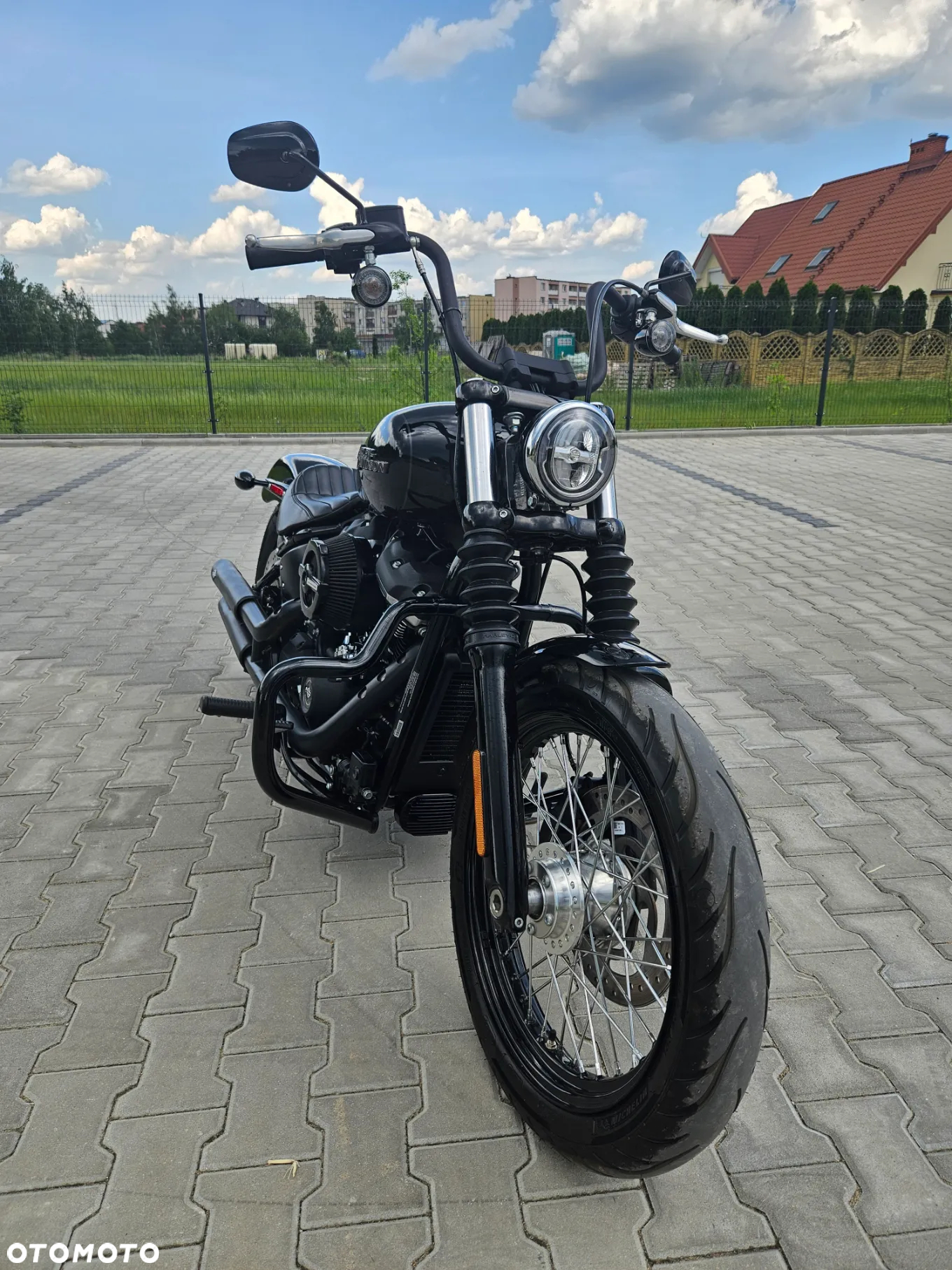 Harley-Davidson Softail Street Bob - 24