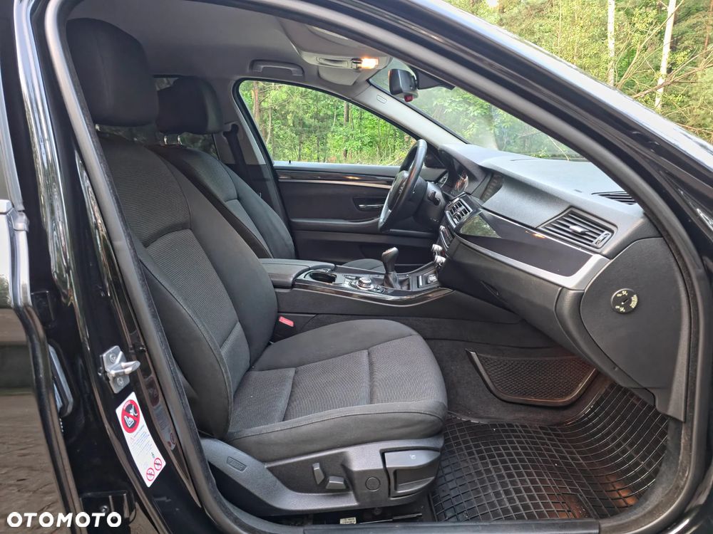 BMW Seria 5 520d - 10