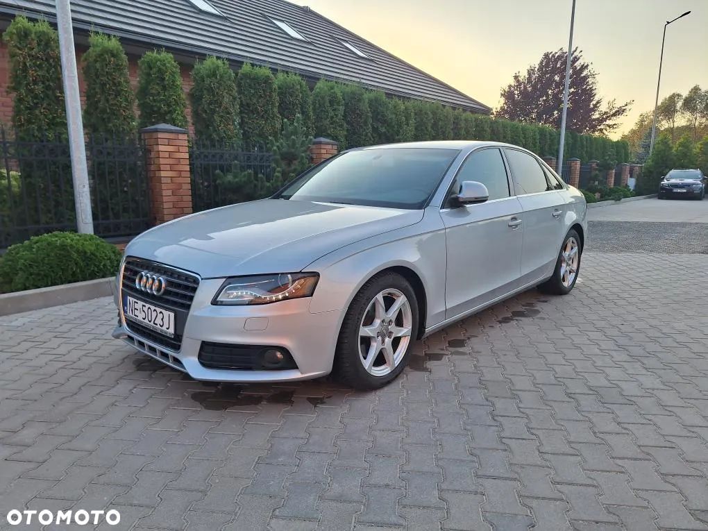 Audi A4 2.0 TDI Limited Edition - 1