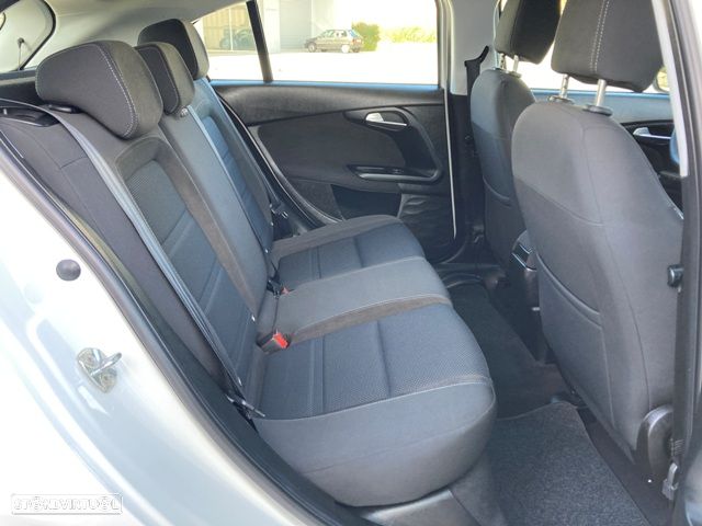 Fiat Tipo 1.3 M-Jet Street - 30