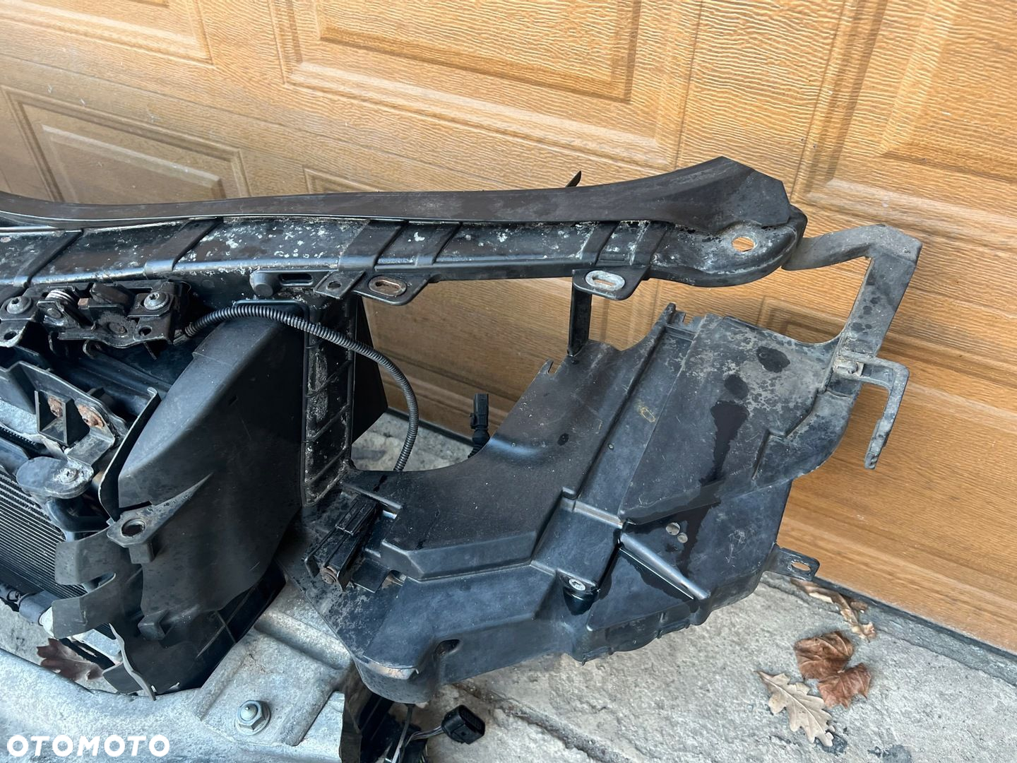 PAS PRZEDNI AUDI A8 D3 3.0 TDI 03-10 KOMPLETNY - 2