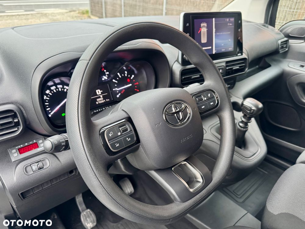 Toyota PROACE city - 21