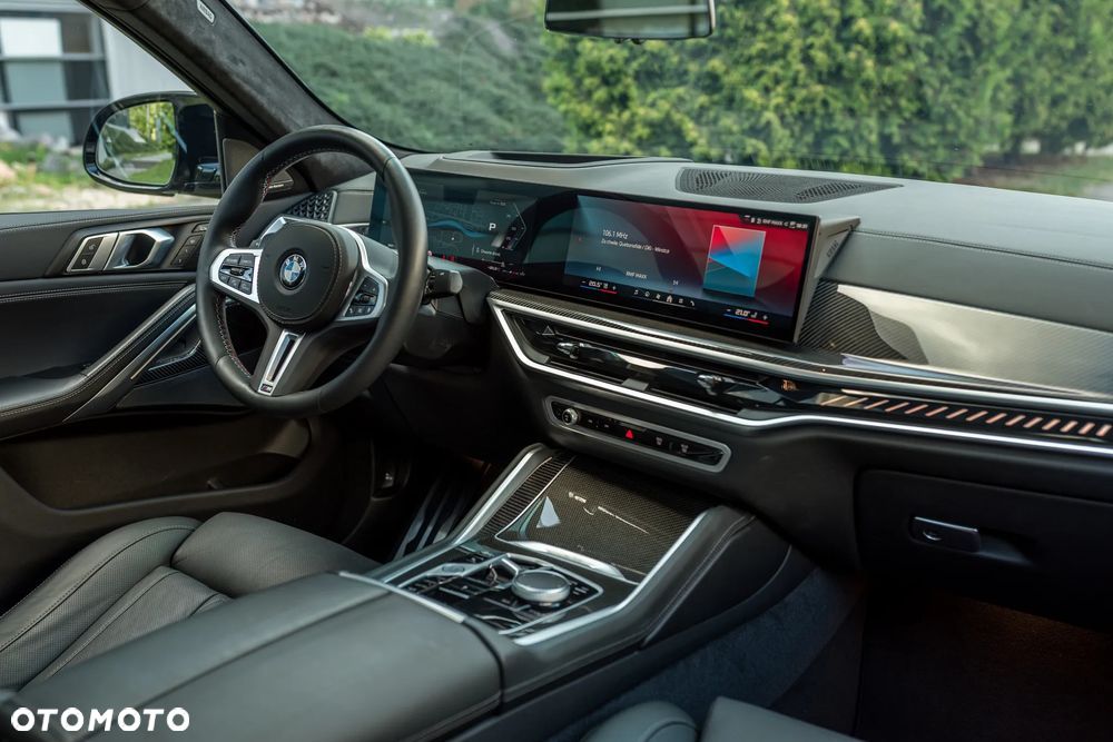 BMW X6 M50i - 23