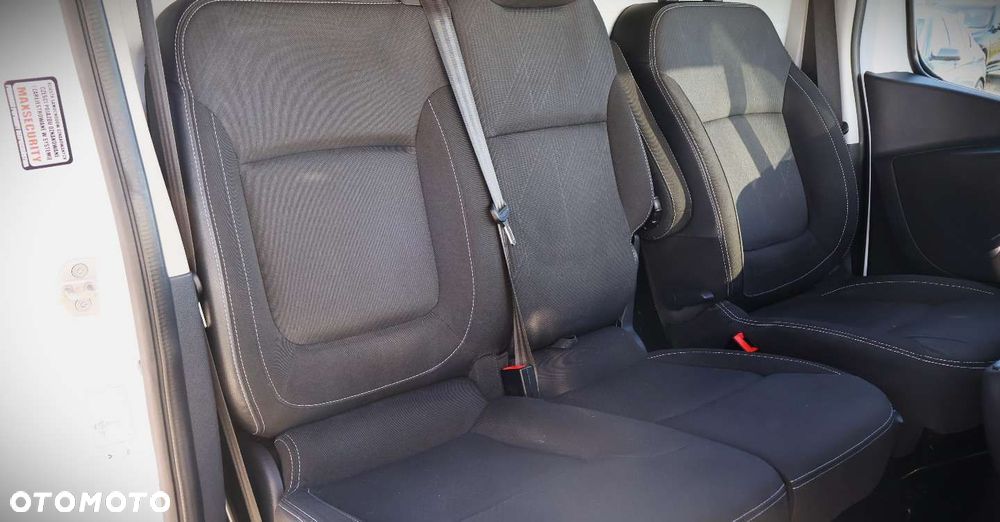 Renault Trafic - 16