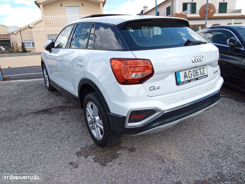 Audi Q2 30 TDI Advanced - 10