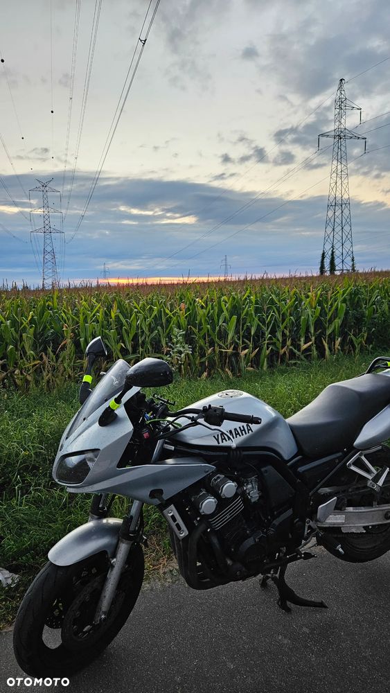 Yamaha FZS - 5