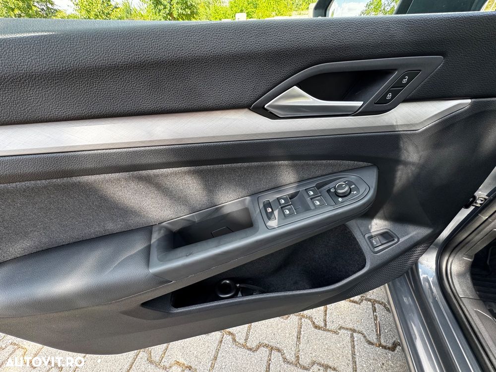 Volkswagen Golf 1.5 TSI Advanced - 16