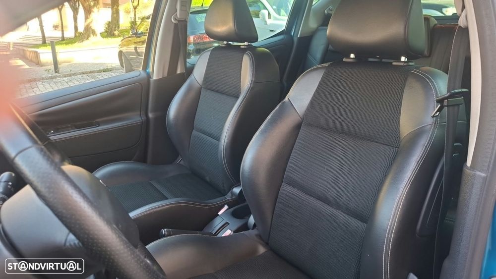 Peugeot 207 SW 1.6 HDi Outdoor - 13
