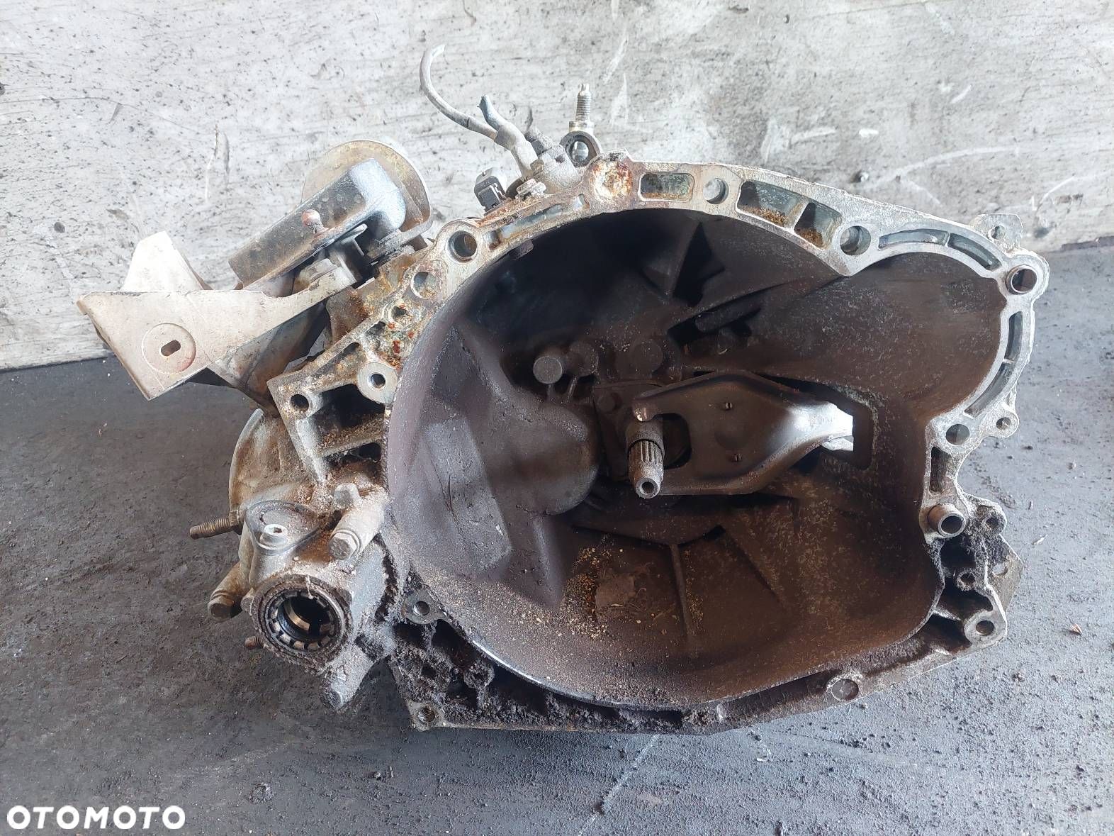 SKRZYNIA BIEGÓW PEUGEOT 307 I 2.0 HDI MANUAL 5 BIEGÓW 20DM39 - 1
