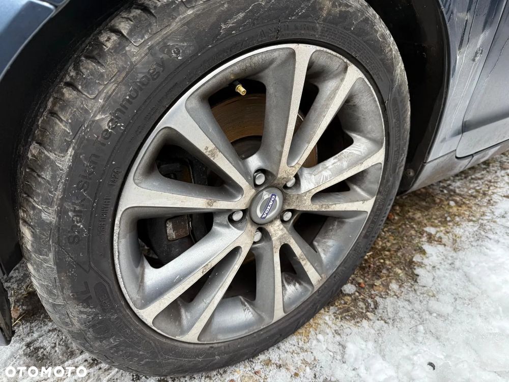 alu felgi 17 volvo v40 v60 s60 c70 c30 v50  235/45/17  5x108 - 4