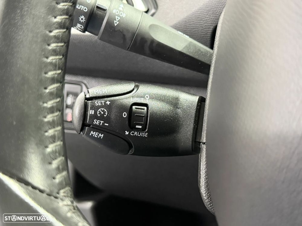 Peugeot 308 SW 1.5 BlueHDi Style - 23