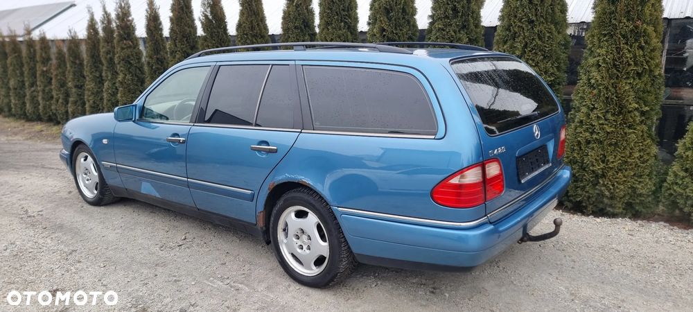 Mercedes-Benz Klasa E 420 T Avantgarde - 3