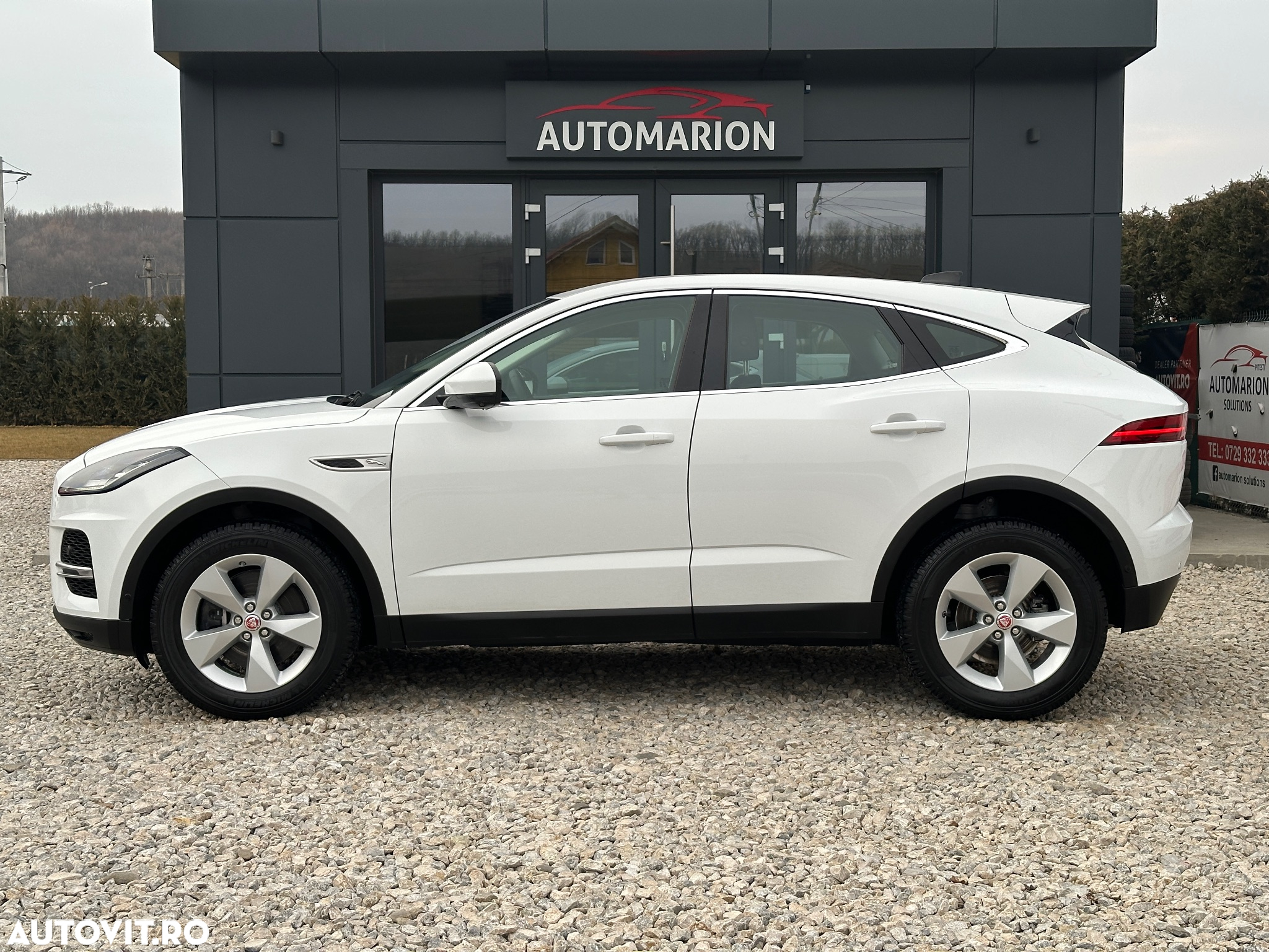 Jaguar E-Pace D165 AWD R-Dynamic - 2