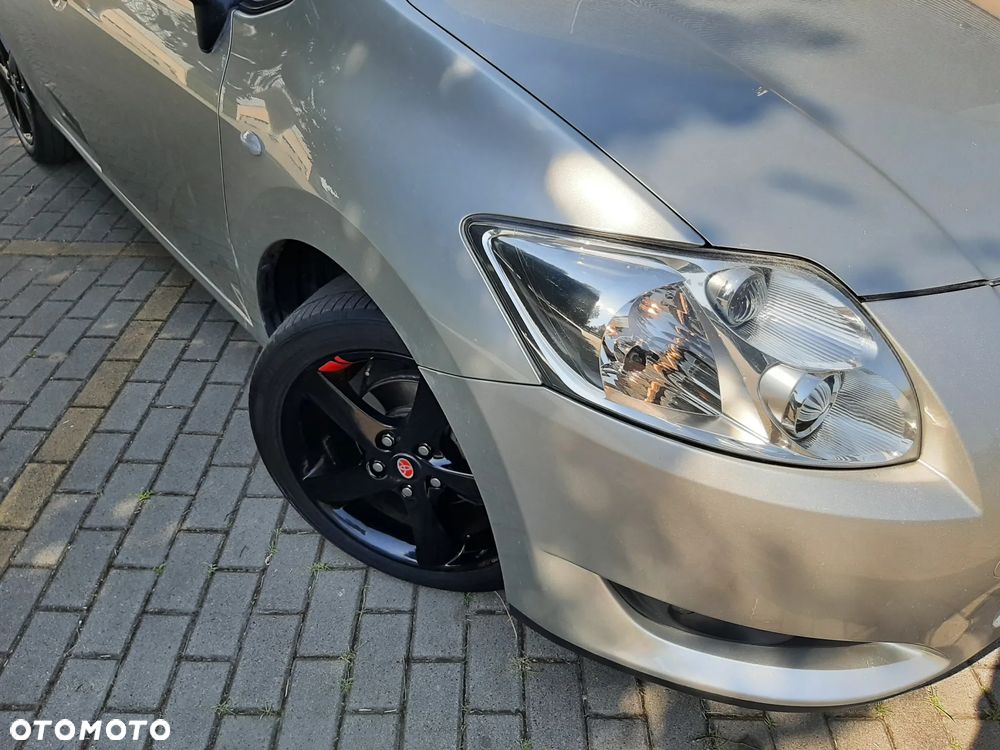 Toyota Auris 1.6 VVT-i Sol - 4
